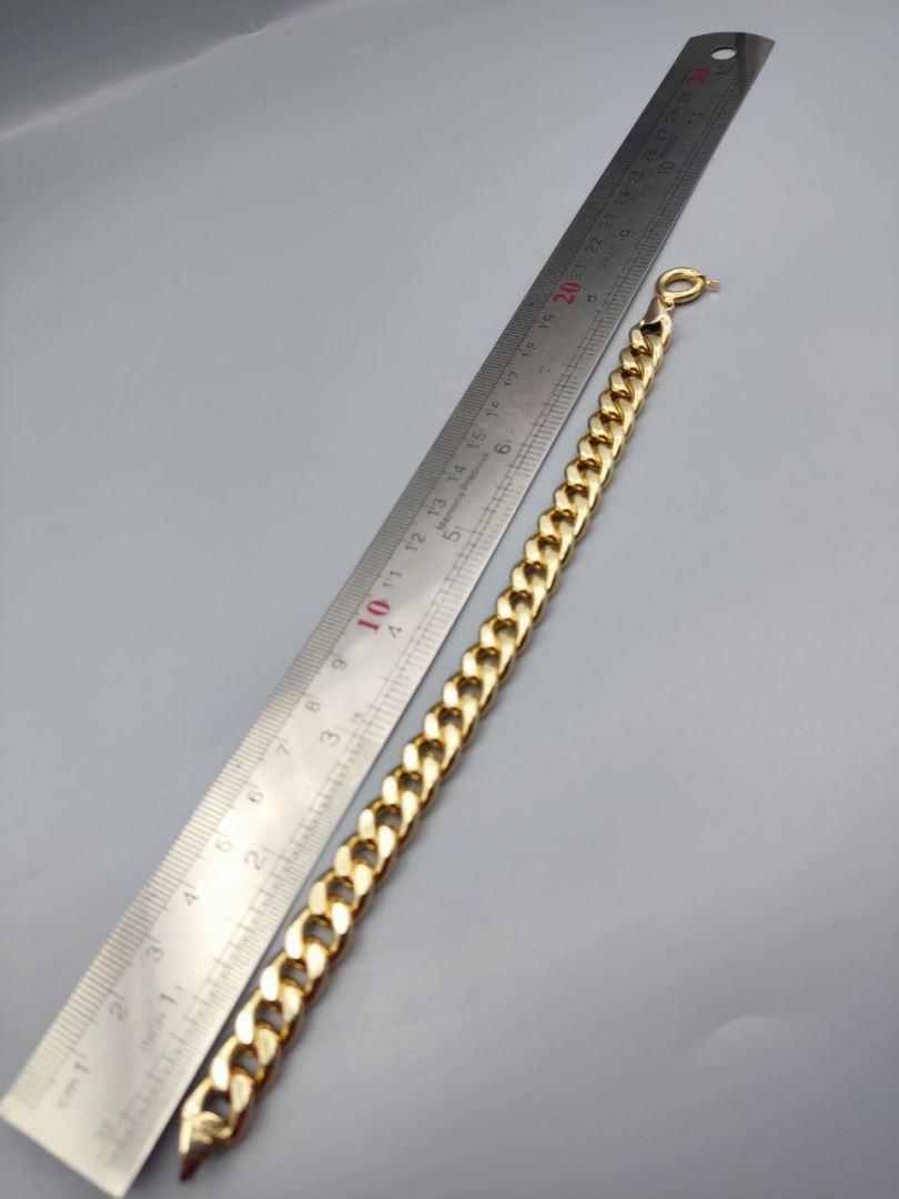 گردنبند و دستبند کارتیه